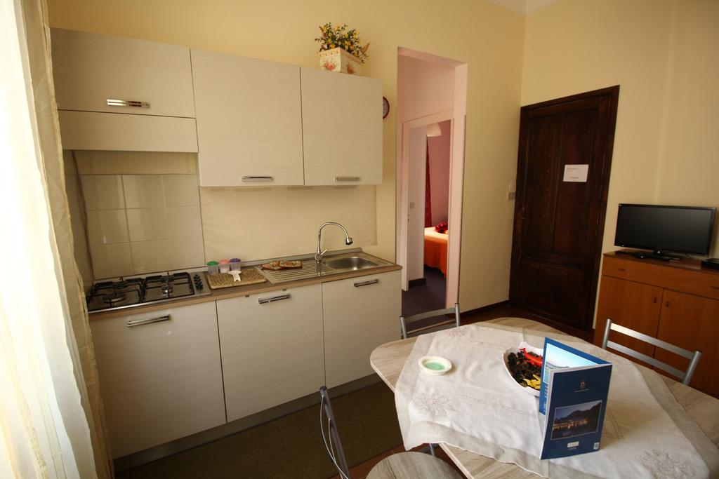 Bovio Guest House Кастелламмаре-дель-Голфо Экстерьер фото